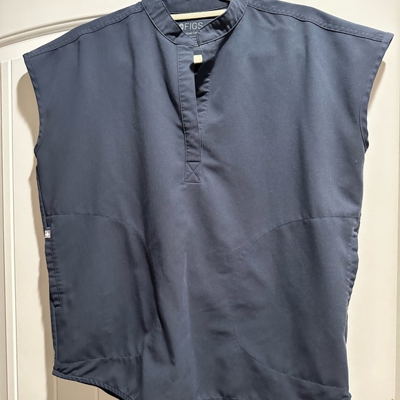 Figs scrub set! Matching pants and top! - Picture 2 of 3